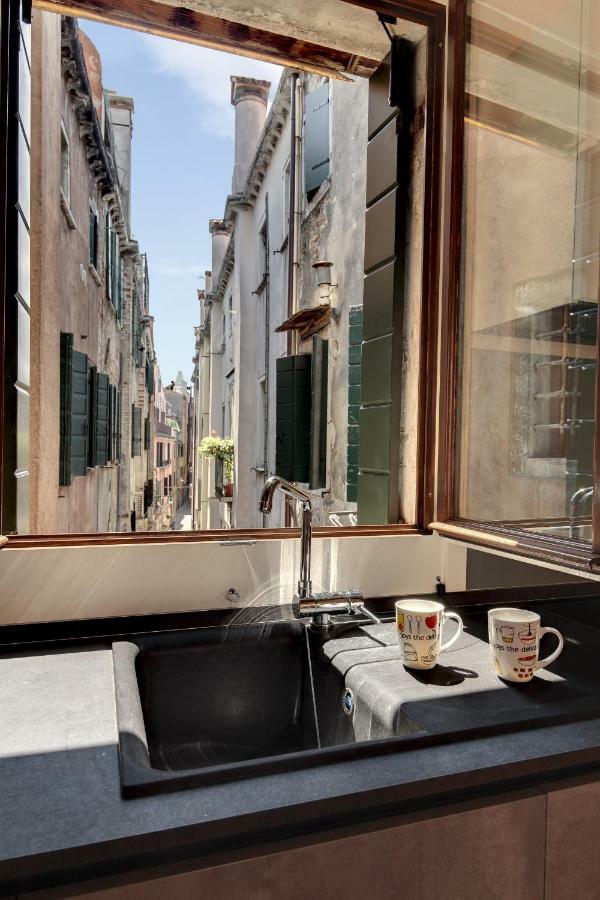 Rugabella Rialto Deluxe By Wonderful Italy Appartement Venetië Buitenkant foto